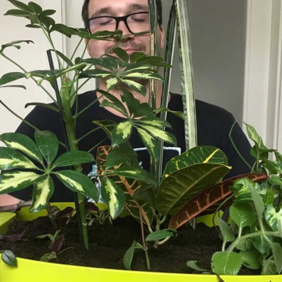 Honza pěstuje své dovednosti i zeleň